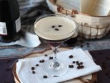 Opskrift Espresso martini, den perfekte cocktail til kaffeelskere