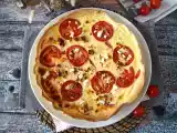 Opskrift Vegetarisk quiche med tomat og feta, perfekt til at tage med på picnic!