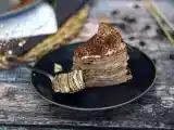 Opskrift Tiramisu-agtig pandekagekage med kaffe og kakao
