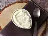 Opskrift Vaniljecreme montée, den perfekte topping til dine kager og lagkager!