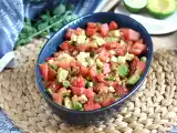 Opskrift Vandmelon-, feta-, avocado- og agurkesalat: ekstra frisk!