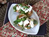 Opskrift Rucolabrød med ristede ferskner og burrata: en sød og salt kombination, der er superlækker!