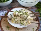 Opskrift Spyd med marineret kylling i yoghurt/citron-sauce