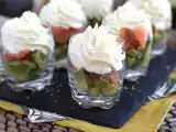Opskrift Verrines med røget laks og avocado