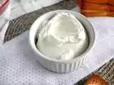 Opskrift Hjemmelavet flødeost (philadelphia-type) med 2 ingredienser