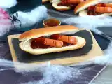 Opskrift Blodige halloween-hotdogs