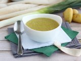 Opskrift Hurtig og nem porre- og kartoffelsuppe