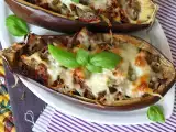 Opskrift Fyldte auberginer med gratineret mozzarella