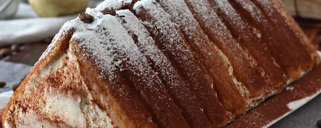 Tiramisu-formet træstamme uden form til kaffeelskere