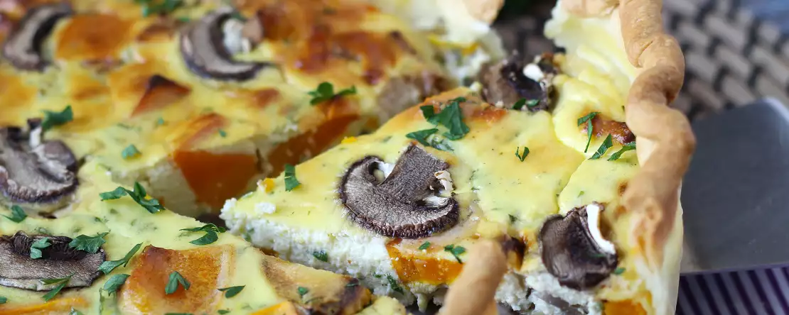 Quiche med svampe og hokkaidogræskar