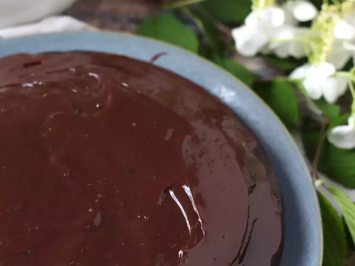 Opskrift Hvordan laver man brigadeiro-glasur til kager?
