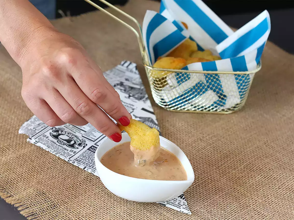 Opskrift Burgersauce - perfekt til burgere, pommes frites, grillmad og meget mere