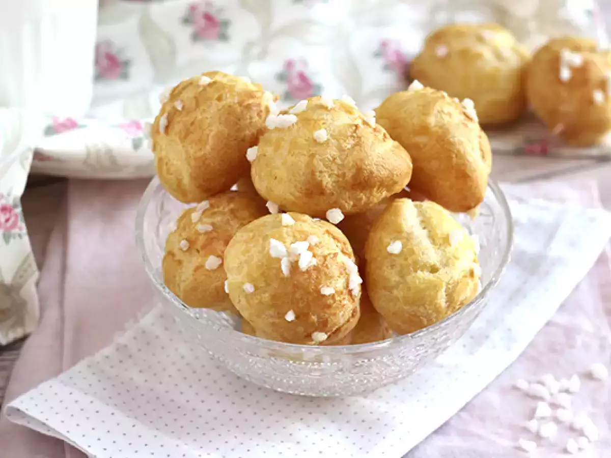 Opskrift Chouquettes, choux med perlesukker