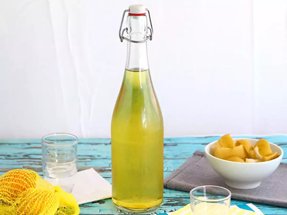 Opskrift Nem hjemmelavet limoncello