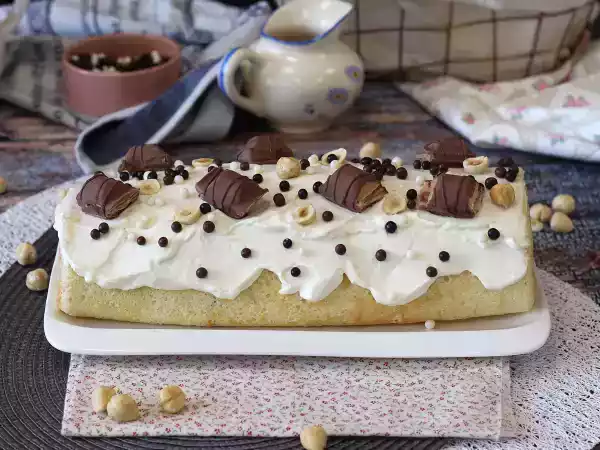 Opskrift Nem rulle med kinder bueno-smag, perfekt som fødselsdagskage eller julekugle!