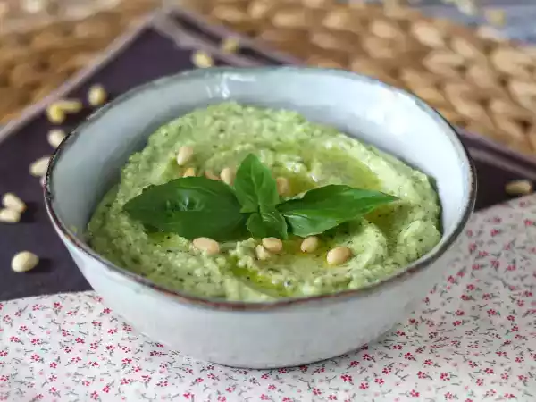 Opskrift Courgettepesto, den hurtige og velsmagende no-cook-opskrift