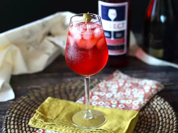 Opskrift Venetiansk spritz, den ægte opskrift tilberedt med select