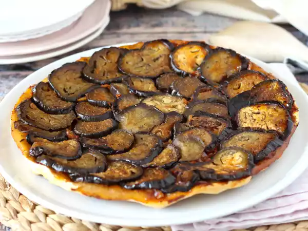 Opskrift Aubergine tarte tatin: en velsmagende version at dø for!