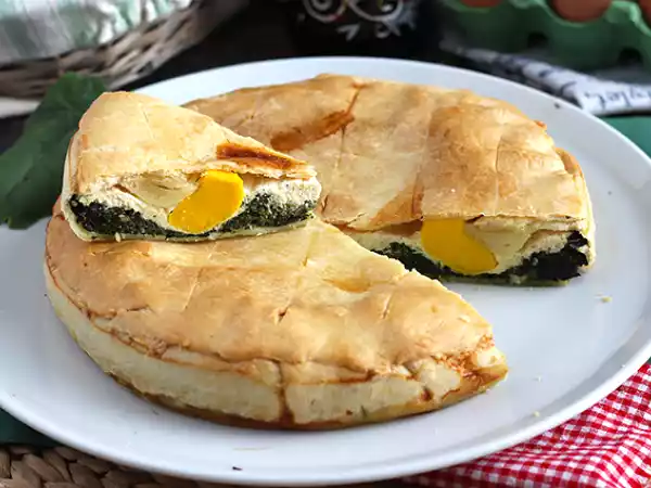 Opskrift Tærte med spinat, ricotta og æg - italiensk torta pasqualina