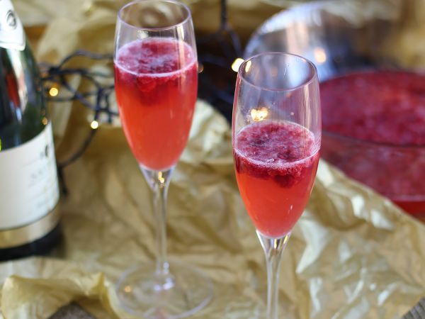 Opskrift Champagnesuppe med hindbær