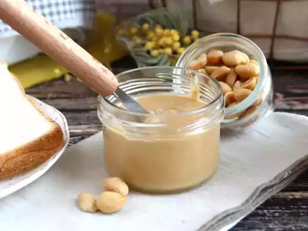 Opskrift Hvordan laver man peanutbutter på 5 minutter?