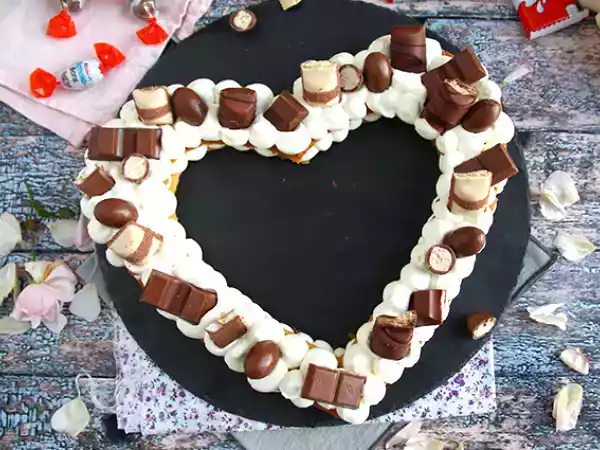 Opskrift Heart cake au kinder - kinder-hjertekage til valentinsdag