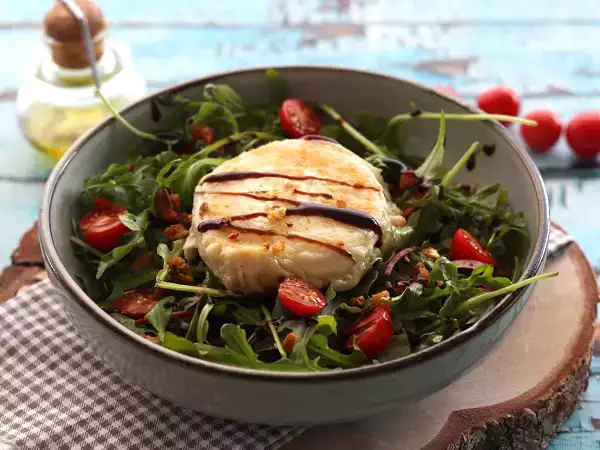 Opskrift Salat med gedeost