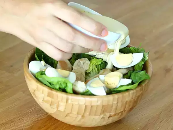 Opskrift Hjemmelavet cæsarsauce