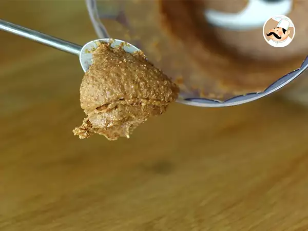 Opskrift Hjemmelavet praliné (pralinépasta)