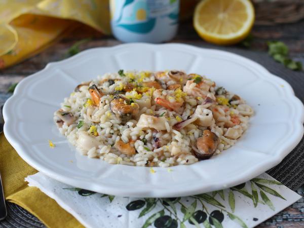 Opskrift Frosset risotto med fisk og skaldyr: den ideelle løsning til en hurtig og velsmagende