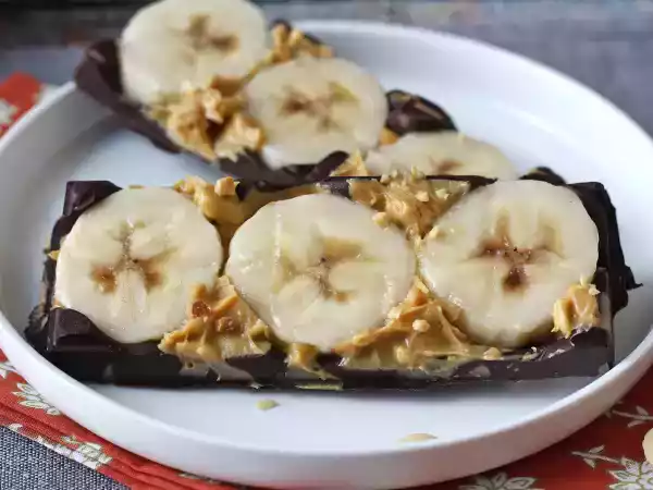 Opskrift Mini bananer, peanutbutter og chokoladebarer, ultra velsmagende uden tilsat sukker