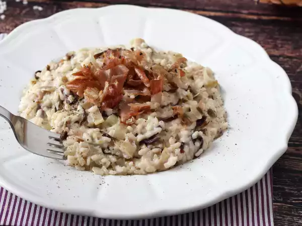 Opskrift Cremet og smagfuld risotto med radicchio, speck og philadelphia