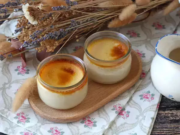 Opskrift Hurtig og nem æggecreme