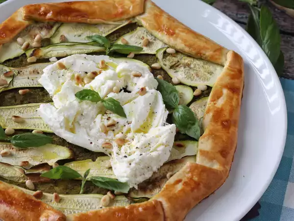 Opskrift Tærte med pesto og courgetter: en nem opskrift, der dufter af sommer!