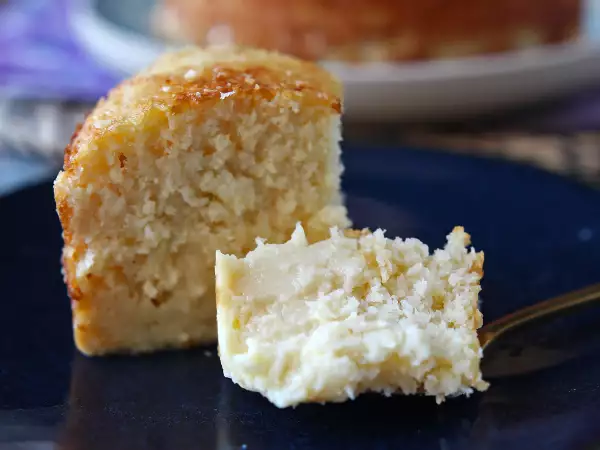 Opskrift Kokos-flan med kondenseret mælk – nem og smeltende i munden