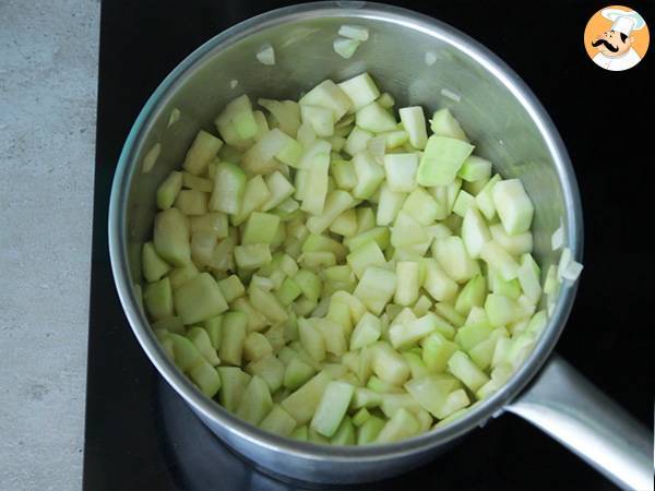 Courgettsuppe med fløde - Forberedelse trin 2