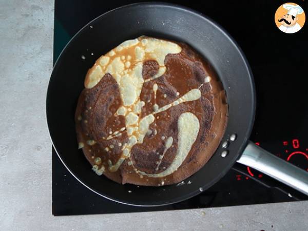 Vanilje- og chokolademarmorerede crepes - Forberedelse trin 5