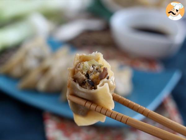 Gyozas med kylling, gulerødder og svampe - Forberedelse trin 12