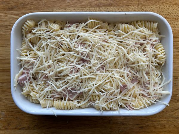 Gratin af skinke- og ostepasta i airfryeren - Forberedelse trin 3