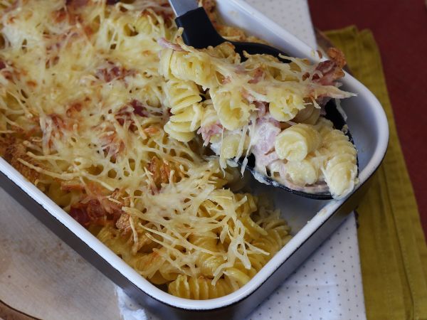 Gratin af skinke- og ostepasta i airfryeren - Forberedelse trin 5