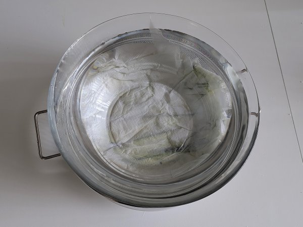Courgette parmigiana i air fryer: hurtig, let og sprød - Forberedelse trin 3