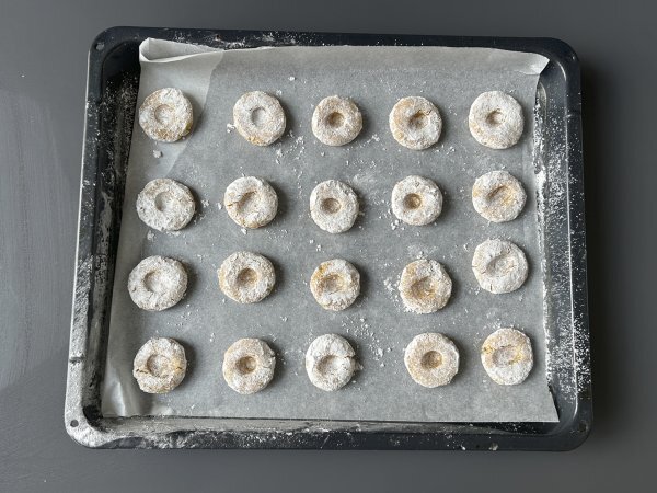 Ghriba-kiks med mandler og kokos, en marokkansk bageklassiker - Forberedelse trin 5