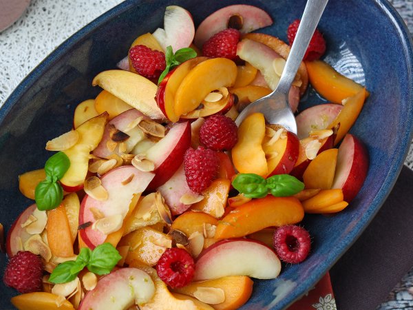 Frugtsalat: fersken, abrikos, hindbær og meget mere! - Forberedelse trin 5