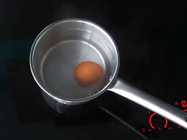 Cremet avocadomayonnaise med hårdkogt æg - uden rå æg - Forberedelse trin 1