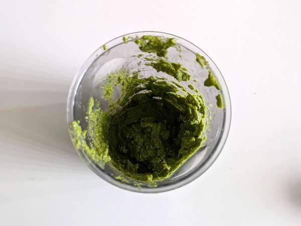Frisk og cremet rucola-pesto på 5 minutter - Forberedelse trin 2