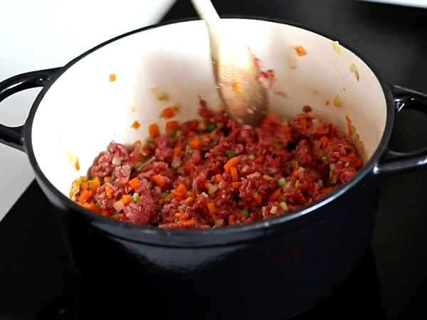 Lasagne bolognese: opskriften, som alle elsker! - Forberedelse trin 2