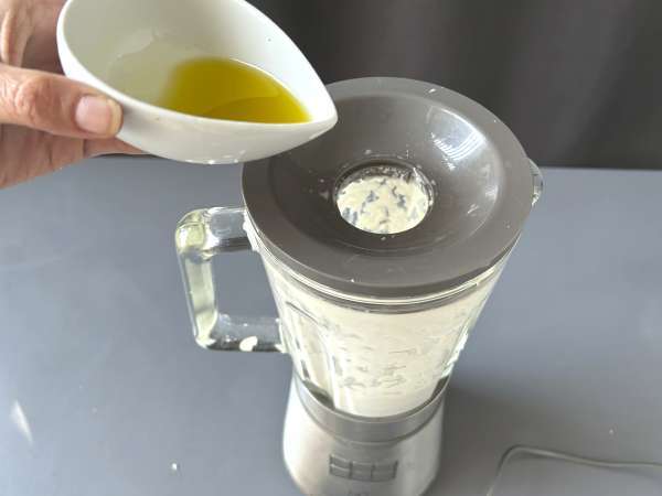 Andalusisk Ajoblanco: den kolde suppe, du altid vil have om sommeren - Forberedelse trin 5