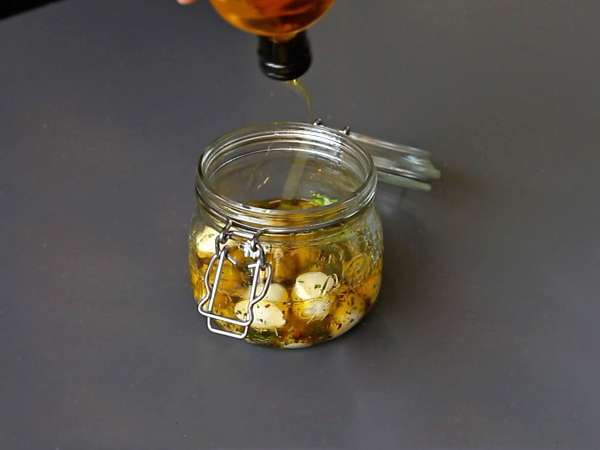 Marinerede mozzarellakugler til en aperitif eller salat! - Forberedelse trin 4