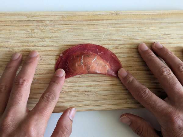 Tortelloni di bresaola fyldt med rucola og ricottaost: velsmagende og klar på 10 minutter! - Forberedelse trin 5