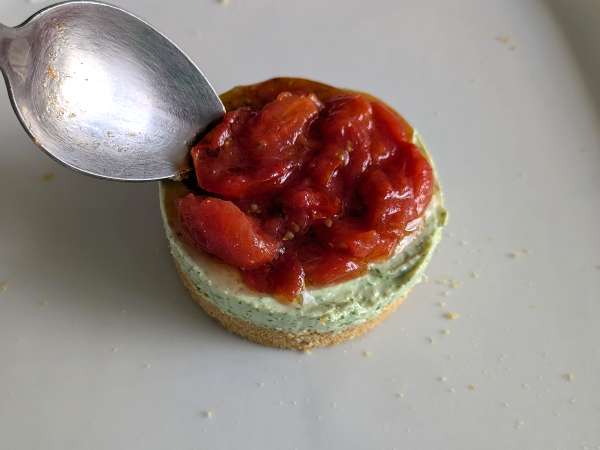 Salte ostekager med basilikum og cherrytomater i én portion: en velsmagende idé til buffeter og aperitiffer - Forberedelse trin 9